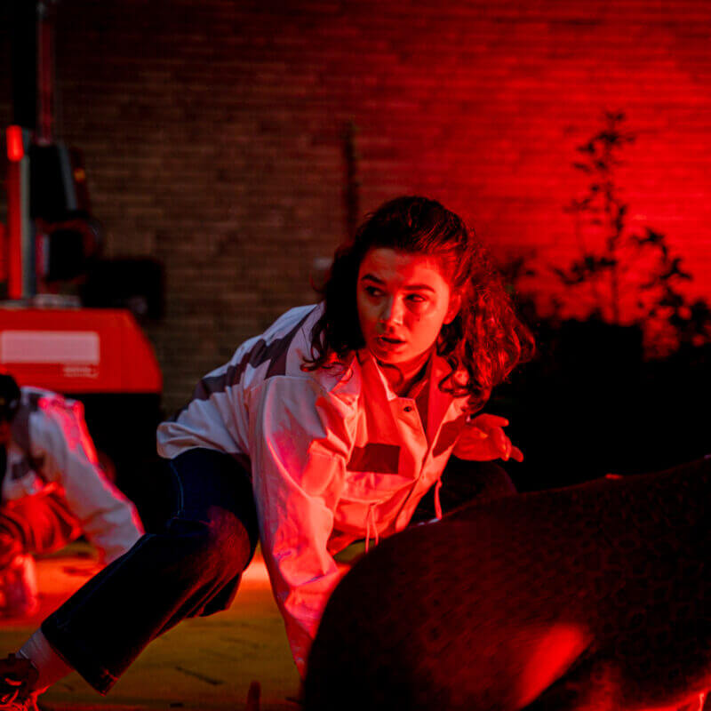 EVACUÉ i.s.m Introdans | Toneelgroep Oostpool | Bas de Brouwer