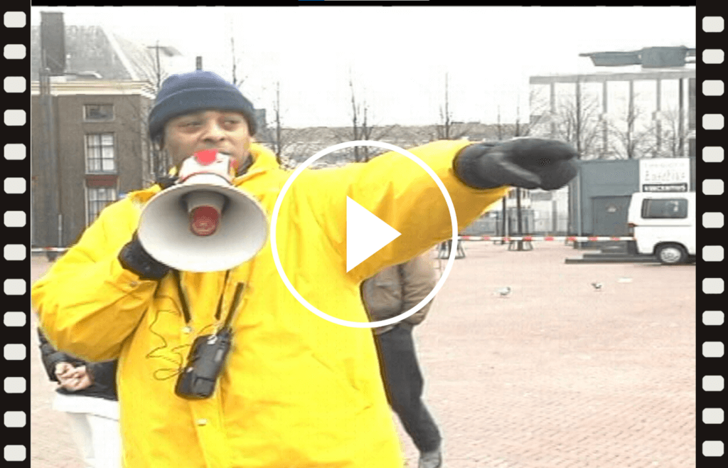 2000 | 'Van de brug af gezien'