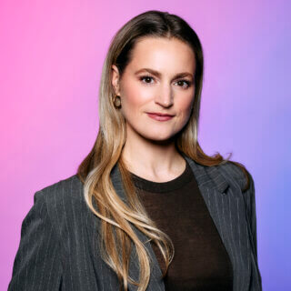 Portretfoto Desi van Doeveren - foto Anne van Zantwijk